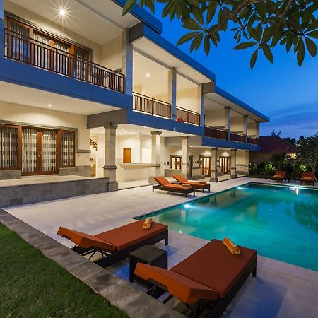 Kubu Petitenget Suite Seminyak  Luaran gambar