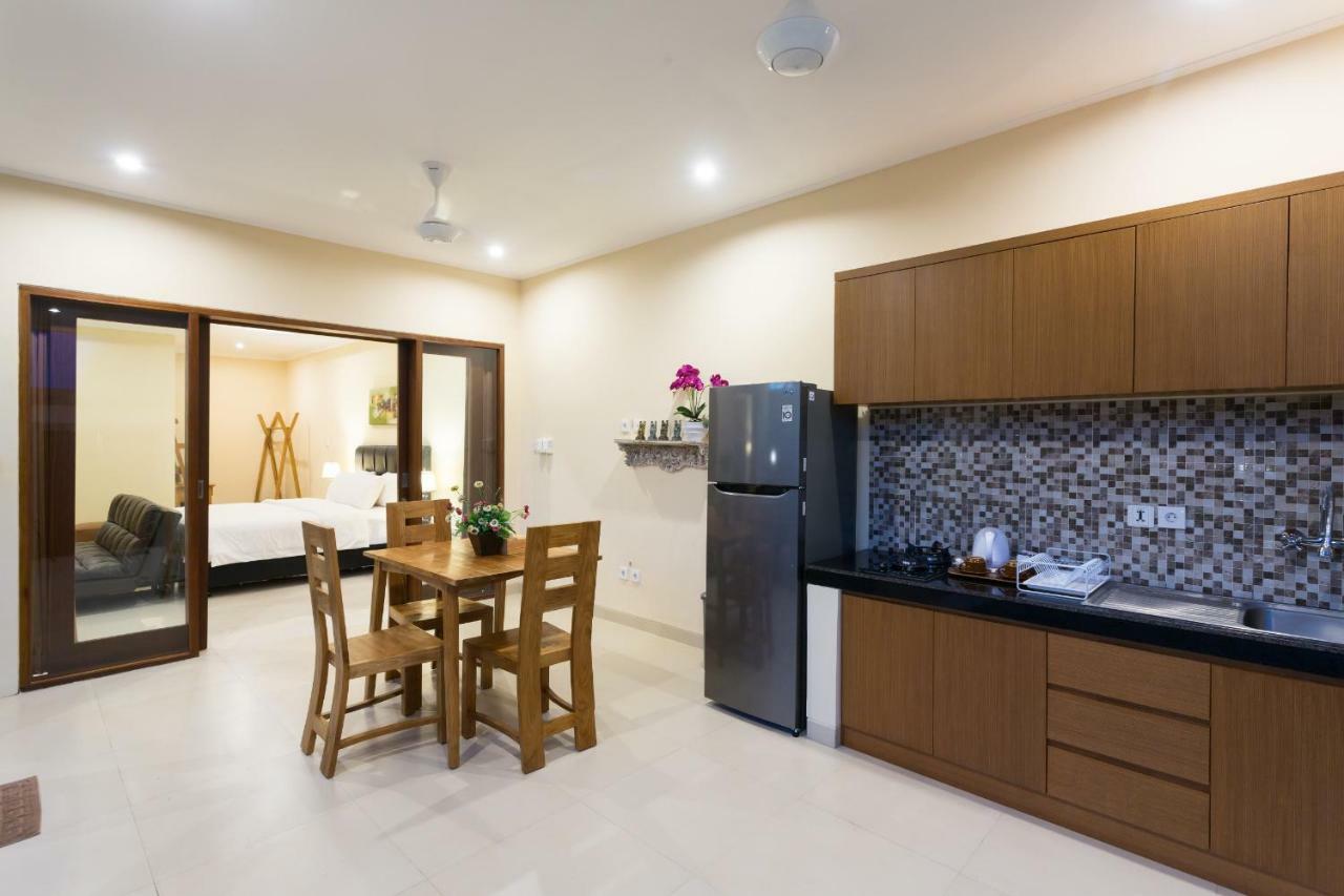 Kubu Petitenget Suite Seminyak Luaran gambar